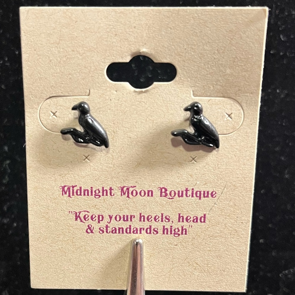 Black crows earrings
